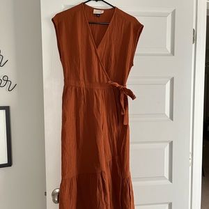 Universal Thread Women’s Wrap Dress